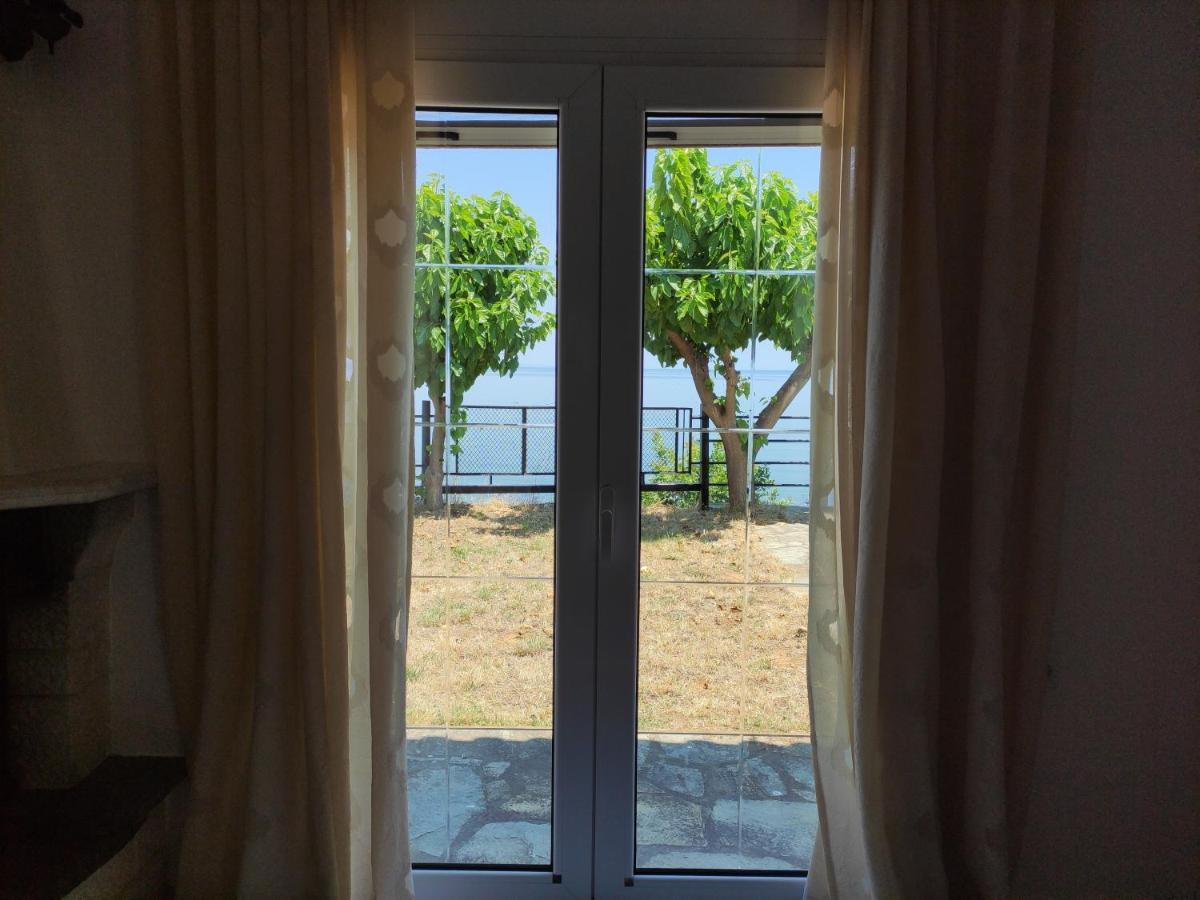 Вилла White Clam Vintage House With Sea View & Garden Макри-Ялос Экстерьер фото